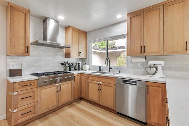 2337 Walden Square, San Jose, CA 95124