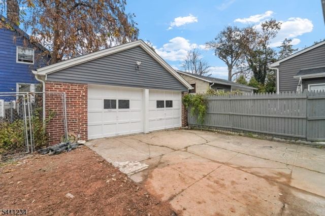 48 Adams St, Irvington Twp., NJ 07111