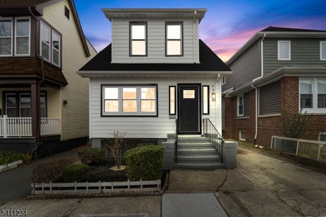 48 Adams St, Irvington Twp., NJ 07111
