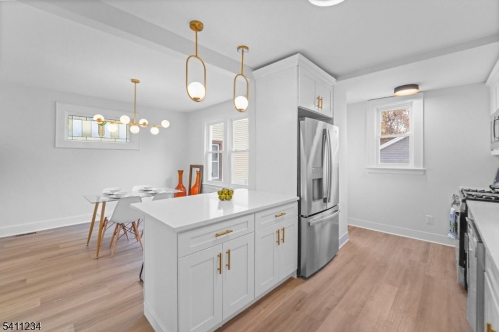 48 Adams St, Irvington Twp., NJ 07111