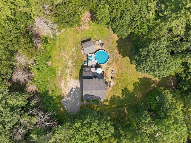 25 Pinewood Loop, Sandown, NH 03873
