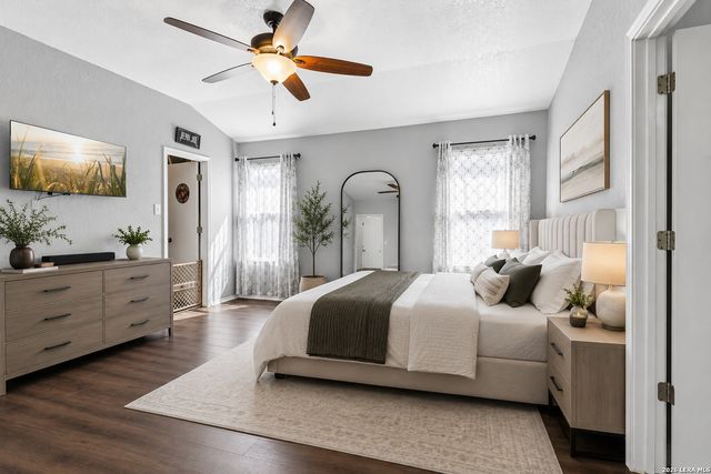 132 SLEEPY VLG, Cibolo, TX 78108