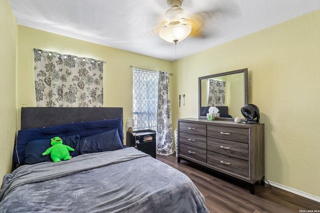 132 SLEEPY VLG, Cibolo, TX 78108