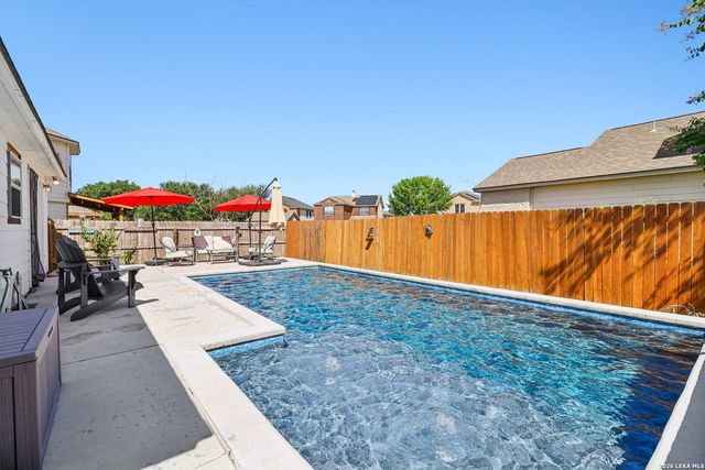 132 SLEEPY VLG, Cibolo, TX 78108