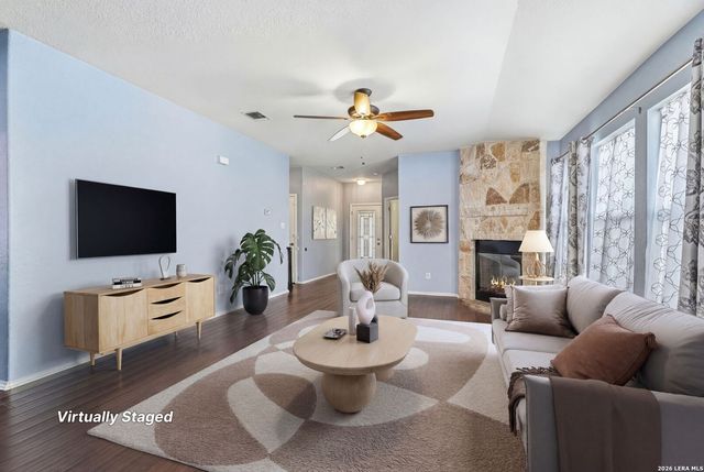 132 SLEEPY VLG, Cibolo, TX 78108