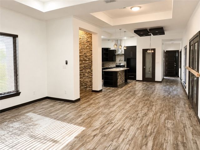 4668 N US Highway 281, Alice, TX 78332