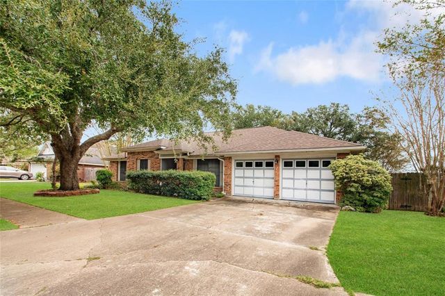 3406 Wentletrap Street, Bay City, TX 77414