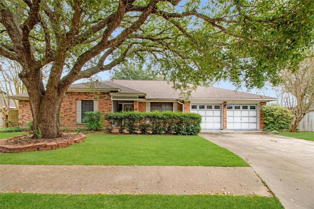 3406 Wentletrap Street, Bay City, TX 77414
