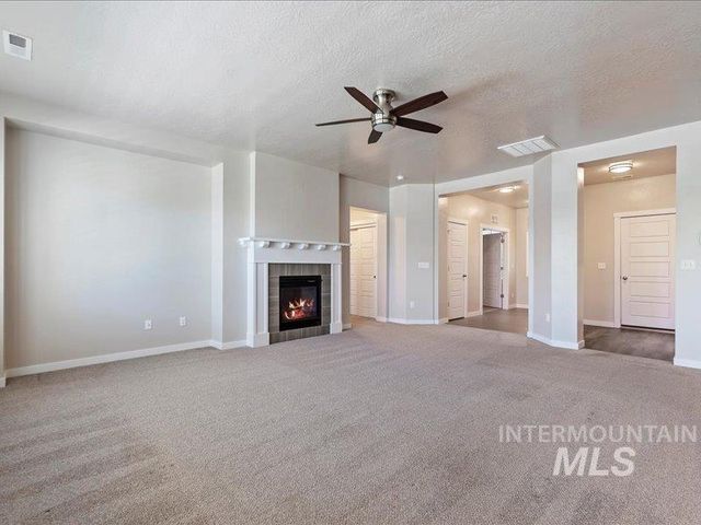 1817 W Henry's Fork Drive, Meridian, ID 83642