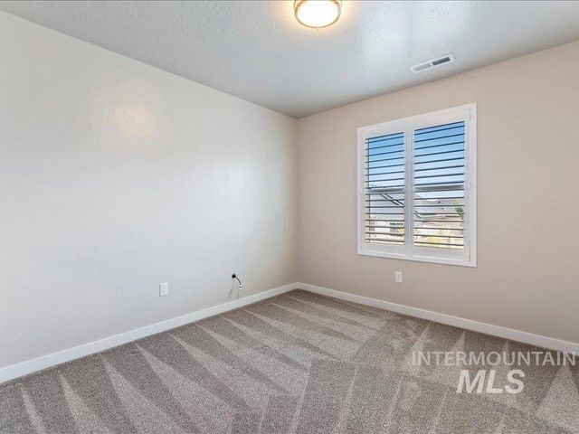 1817 W Henry's Fork Drive, Meridian, ID 83642