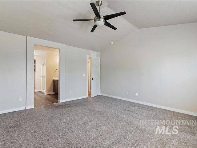 1817 W Henry's Fork Drive, Meridian, ID 83642