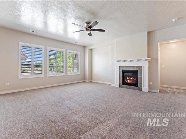 1817 W Henry's Fork Drive, Meridian, ID 83642