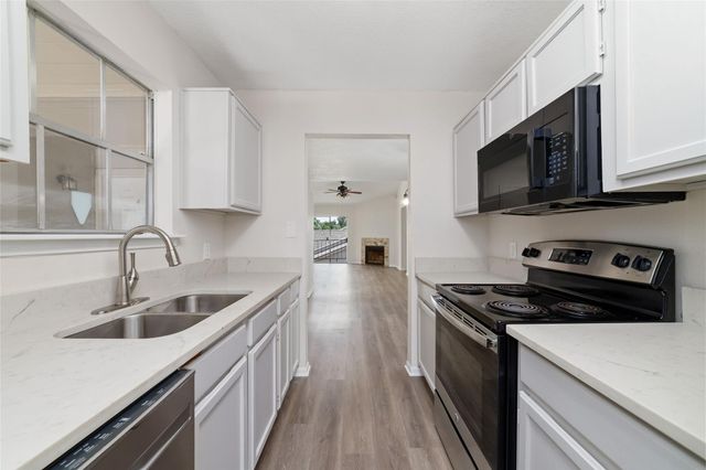 3770 Lovers Wood Lane 709, Houston, TX 77014