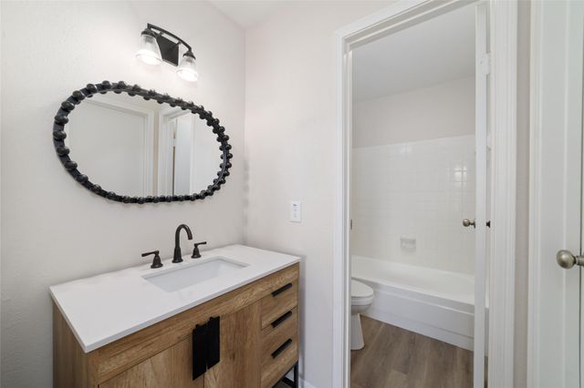 3770 Lovers Wood Lane 709, Houston, TX 77014