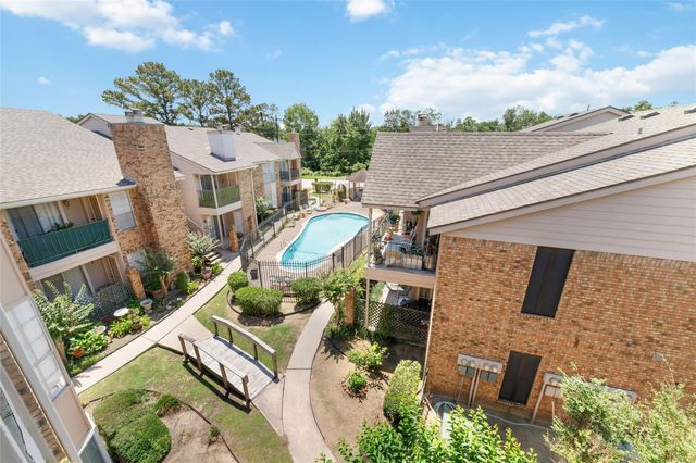 3770 Lovers Wood Lane 709, Houston, TX 77014