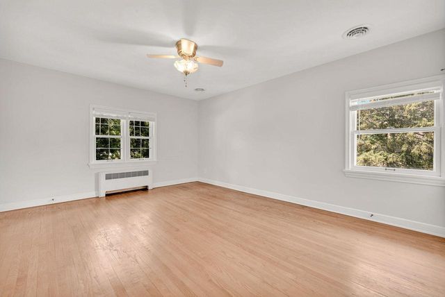 208 W Chestnut STREET, Port Washington, WI 53074