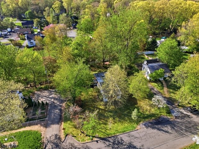 101 Gates Ave, Long Hill Twp., NJ 07933
