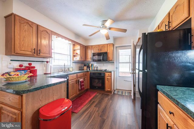 4462 MARTINSBURG PIKE, Clear Brook, VA 22624