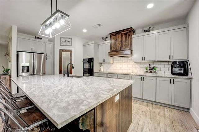 2300 Mount Harmony Road, Greenwood, AR 72936