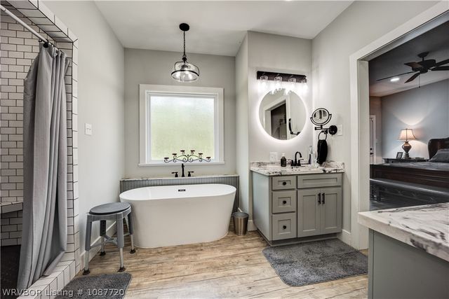 2300 Mount Harmony Road, Greenwood, AR 72936