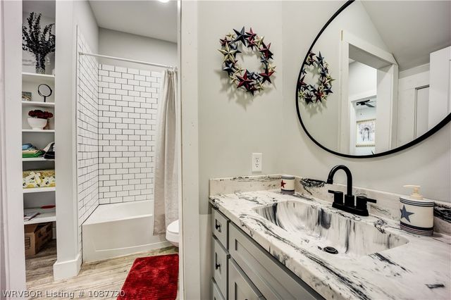 2300 Mount Harmony Road, Greenwood, AR 72936