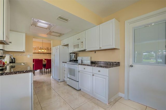 4712 NW 47th Terrace, Tamarac, FL 33319