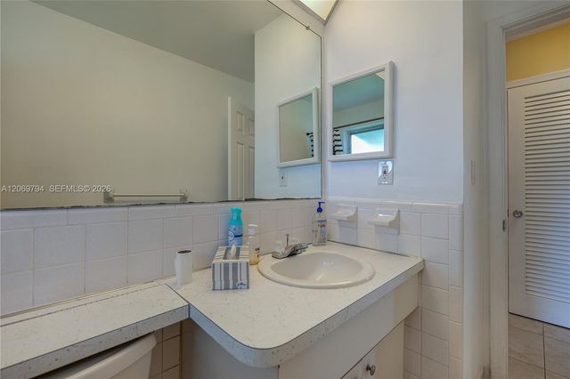 4712 NW 47th Terrace, Tamarac, FL 33319