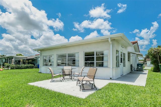 4712 NW 47th Terrace, Tamarac, FL 33319