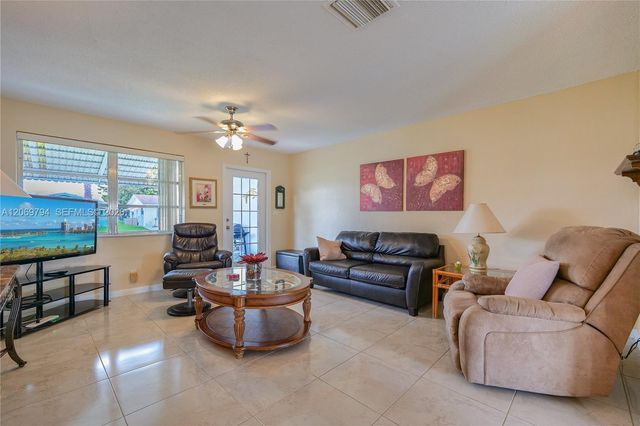 4712 NW 47th Terrace, Tamarac, FL 33319