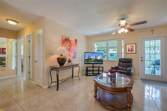 4712 NW 47th Terrace, Tamarac, FL 33319