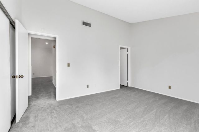 6400 Sunnyfield Way, Sacramento, CA 95823