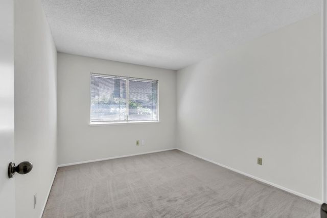 6400 Sunnyfield Way, Sacramento, CA 95823