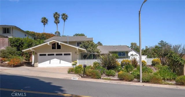 29512 Whitley Collins, Rancho Palos Verdes, CA 90275