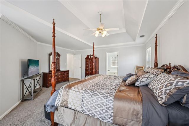 4304 Cedar Bluff SW Way, Lilburn, GA 30047