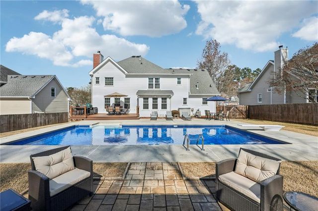 4304 Cedar Bluff SW Way, Lilburn, GA 30047