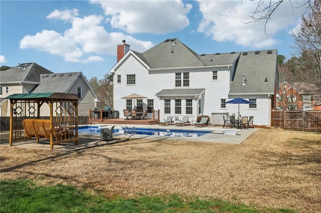 4304 Cedar Bluff SW Way, Lilburn, GA 30047