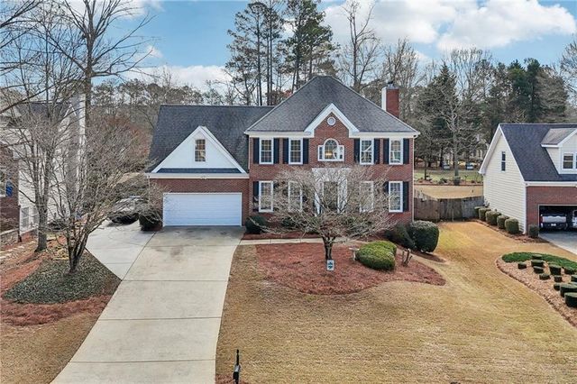 4304 Cedar Bluff SW Way, Lilburn, GA 30047