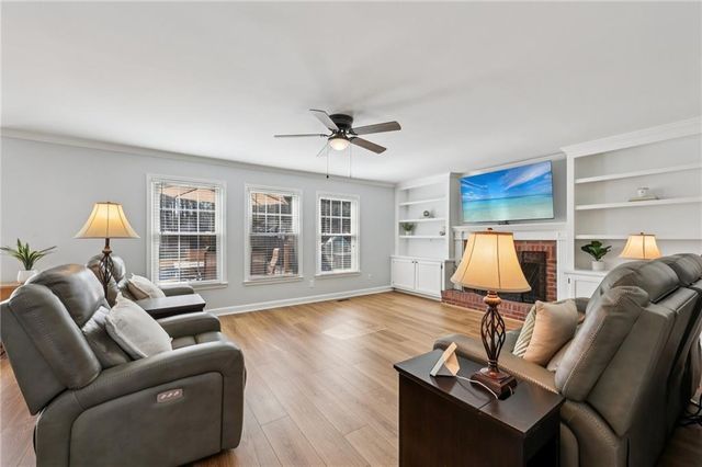 4304 Cedar Bluff SW Way, Lilburn, GA 30047