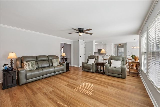 4304 Cedar Bluff SW Way, Lilburn, GA 30047