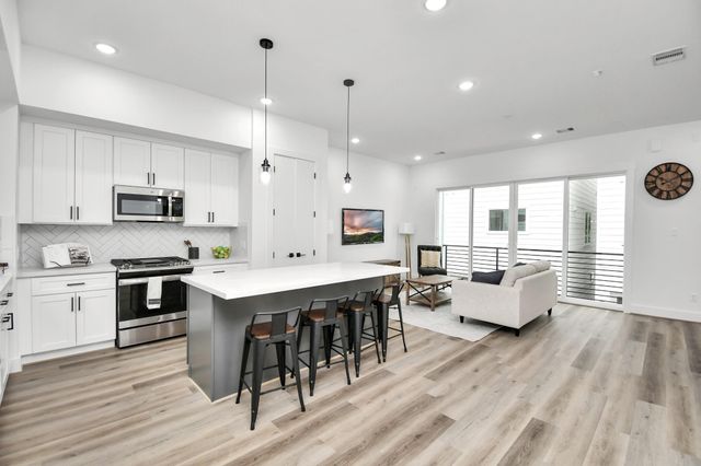 4804 Elysian Street D, Houston, TX 77009