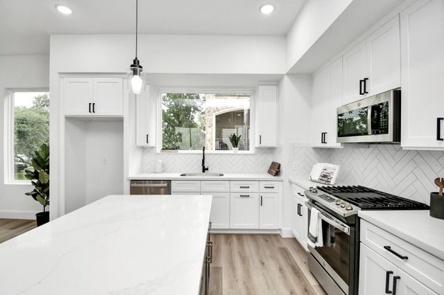 4804 Elysian Street D, Houston, TX 77009