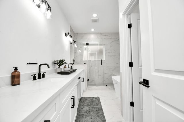 4804 Elysian Street D, Houston, TX 77009