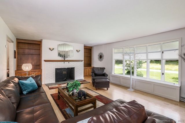21 Parson Road, Somers, CT 06071