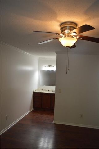 527 Warm Springs Circle, Roswell, GA 30075