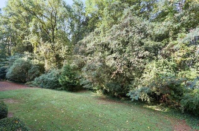 527 Warm Springs Circle, Roswell, GA 30075