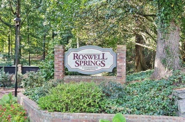 527 Warm Springs Circle, Roswell, GA 30075