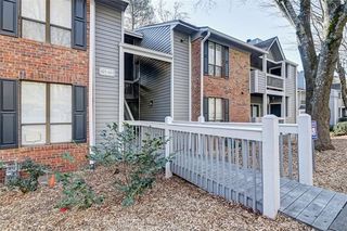527 Warm Springs Circle, Roswell, GA 30075