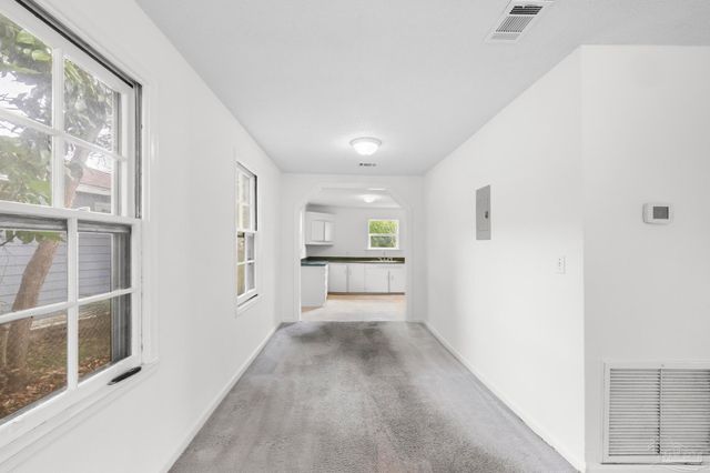 208 Berry Rd, Pensacola, FL 32507