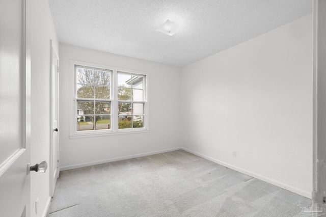 208 Berry Rd, Pensacola, FL 32507