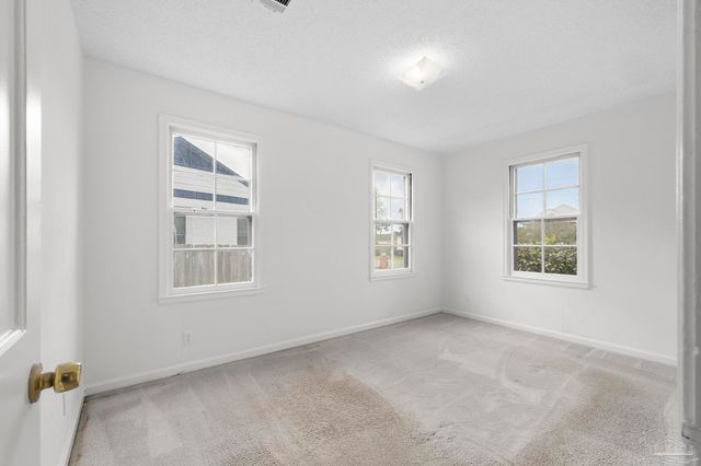 208 Berry Rd, Pensacola, FL 32507